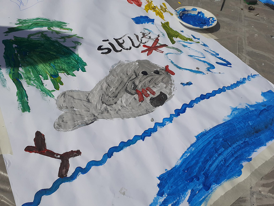 disegno fatto da bambino rappresentante un pesce disegno fatto da bambino rappresentante un pesce